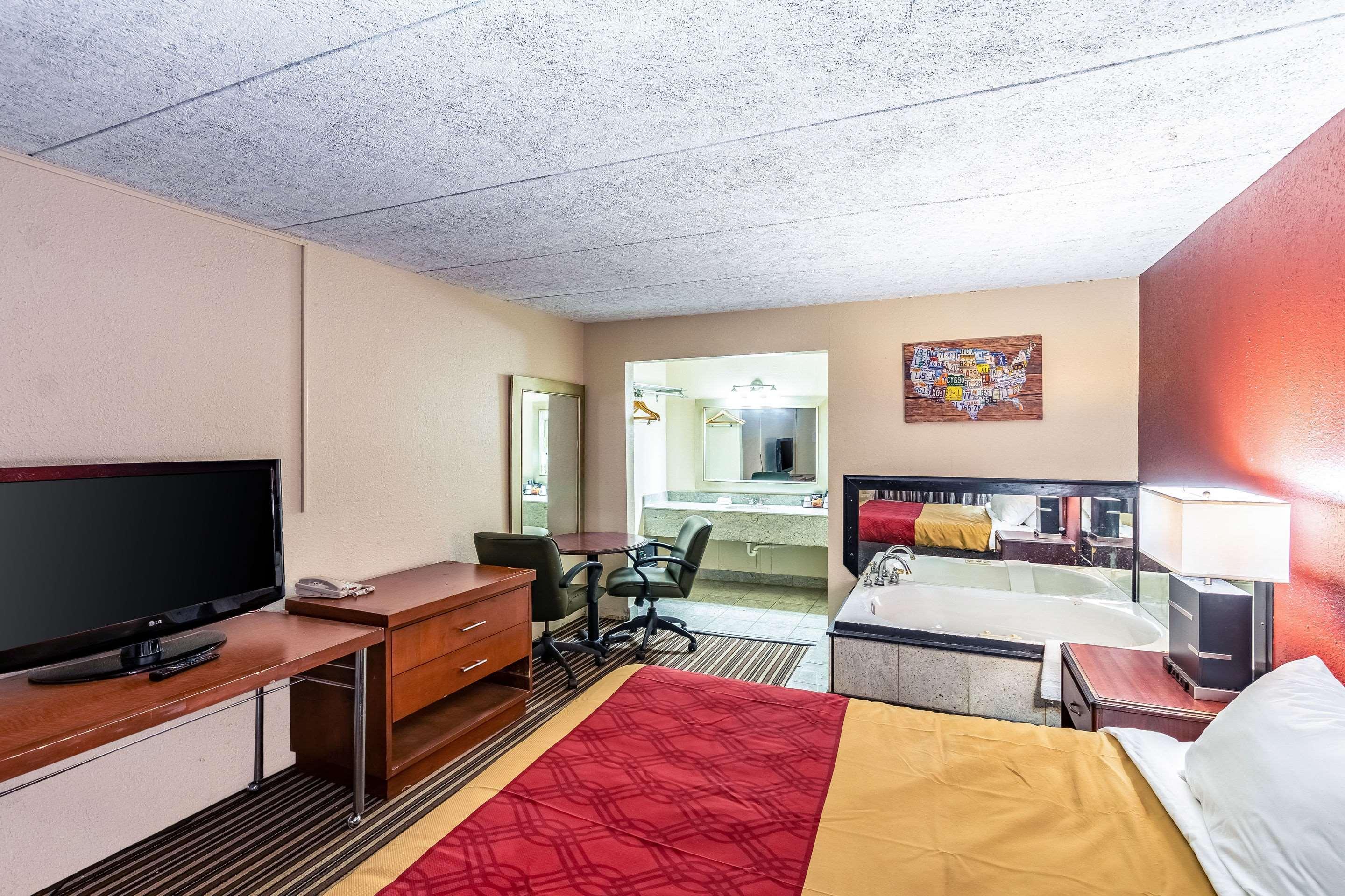 Econo Lodge Zanesville Exterior foto