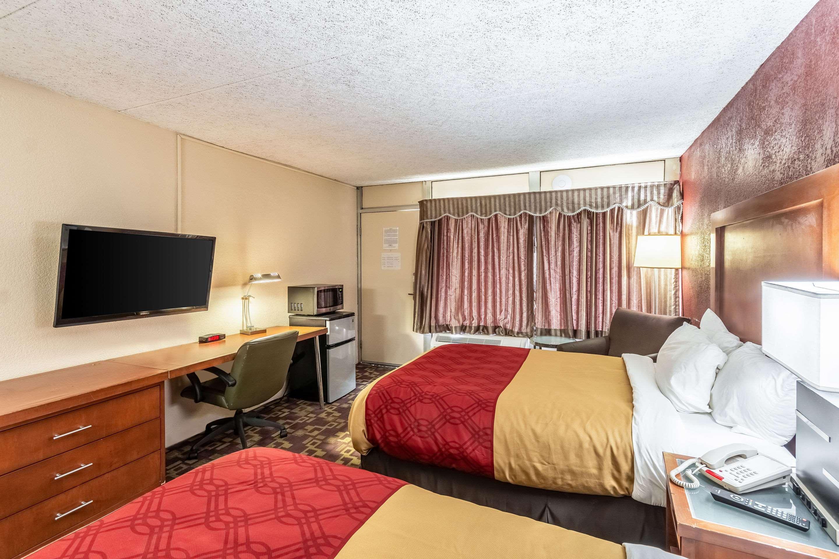 Econo Lodge Zanesville Exterior foto